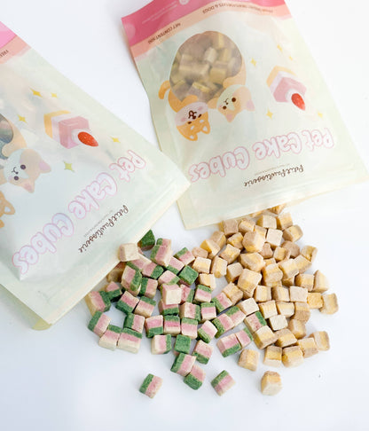 Petit Pawtisserie - Freeze Dried Chicken Cake Cube Treats for Cats & Dogs 50g