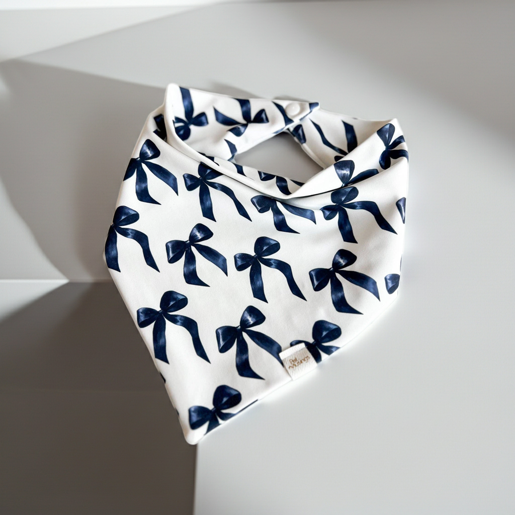 Black Bows Wrinkle Resistant Bandana: Medium/large