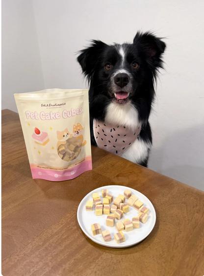 Petit Pawtisserie - Freeze Dried Duck Cake Cube Treats for Cats & Dogs 50g