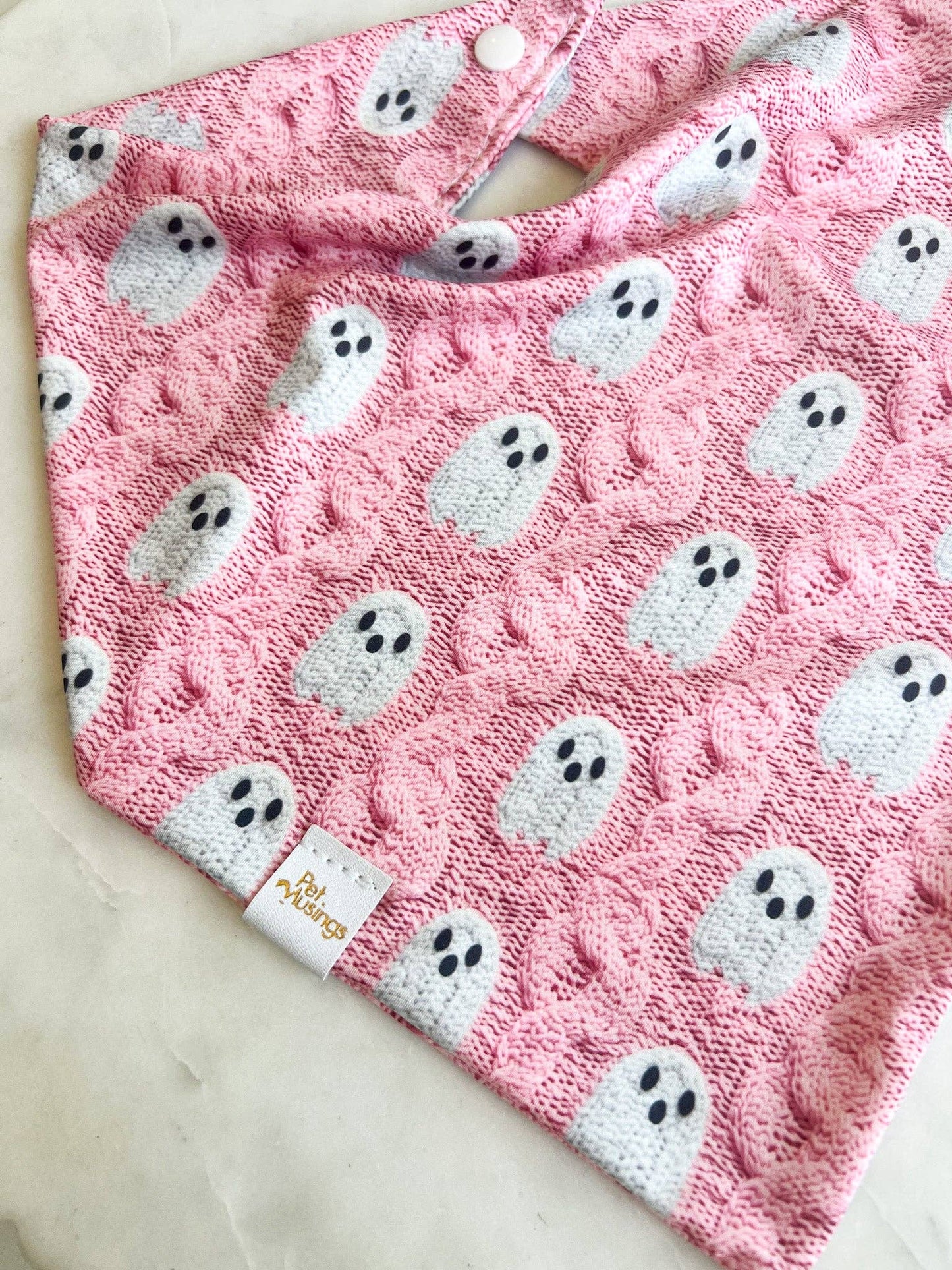Pet Musings - Pink Ghosts 3d Knit Wrinkle Resistant Bandana: Medium/large